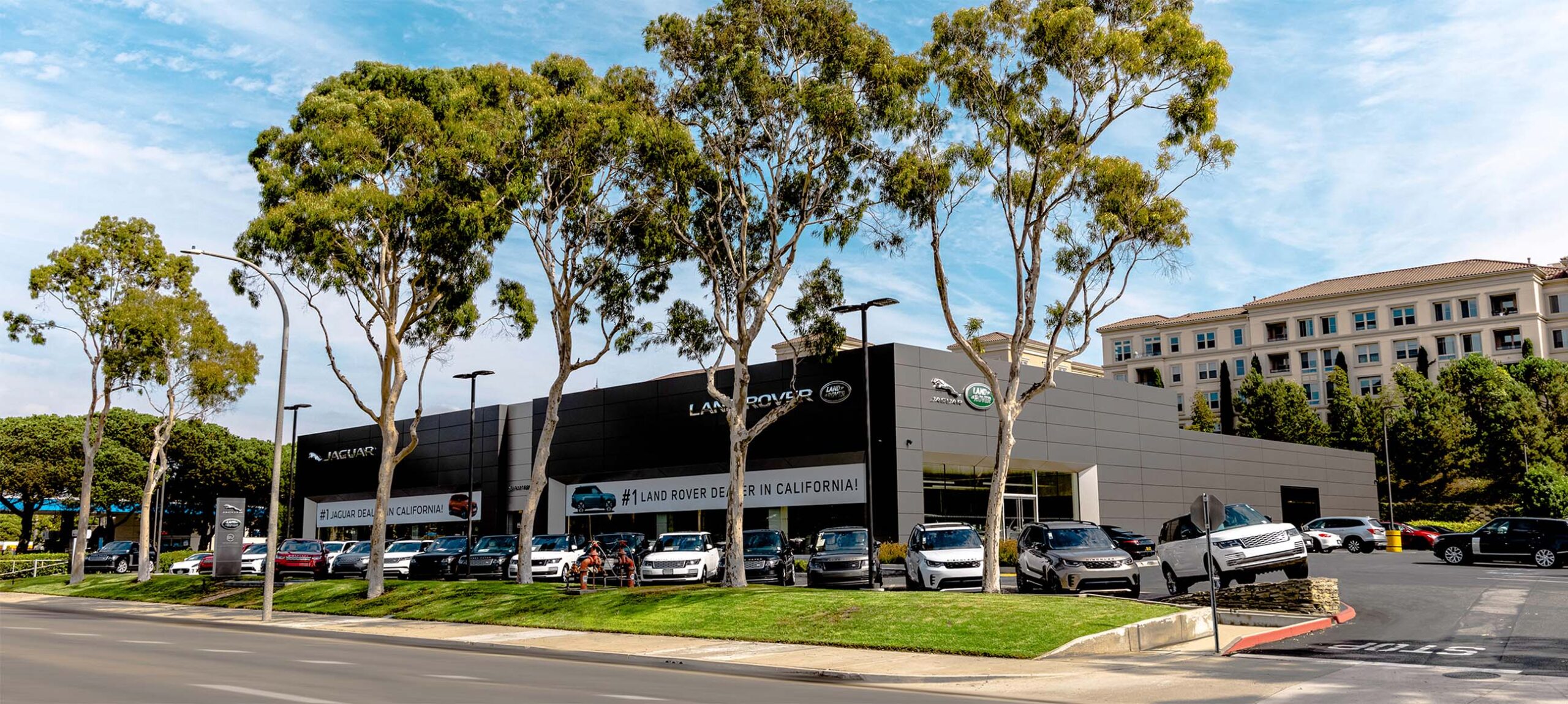 Exterior of Jaguar Newport Beach